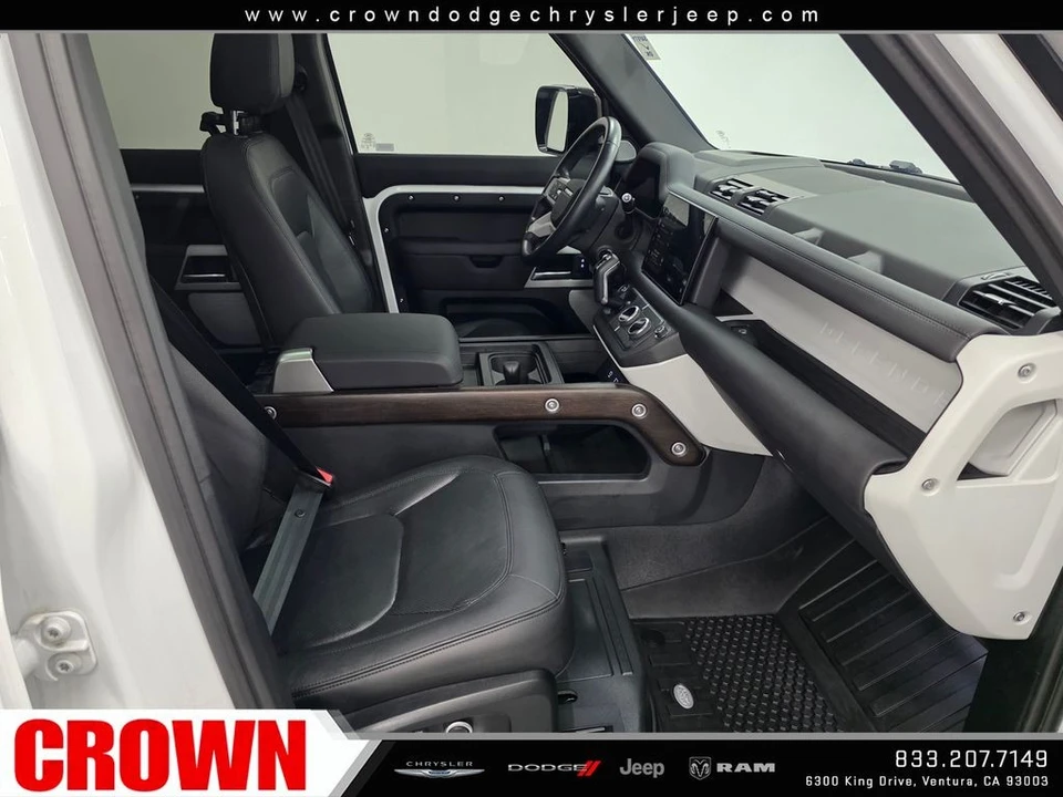 2024 Land Rover - Image 14 of 31