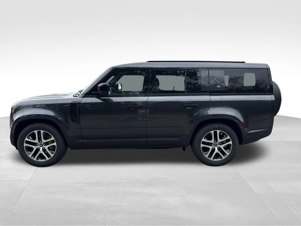 2024 Land Rover Defender L663 - Image 2 of 12