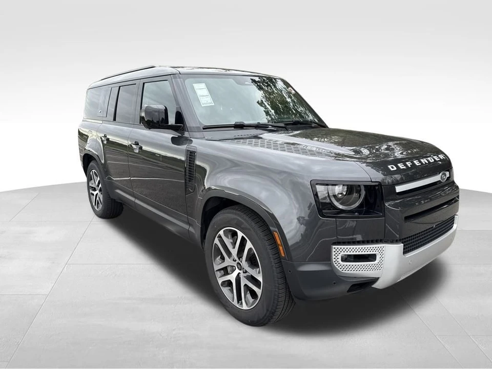 2024 Land Rover Defender L663 - Image 5 of 12