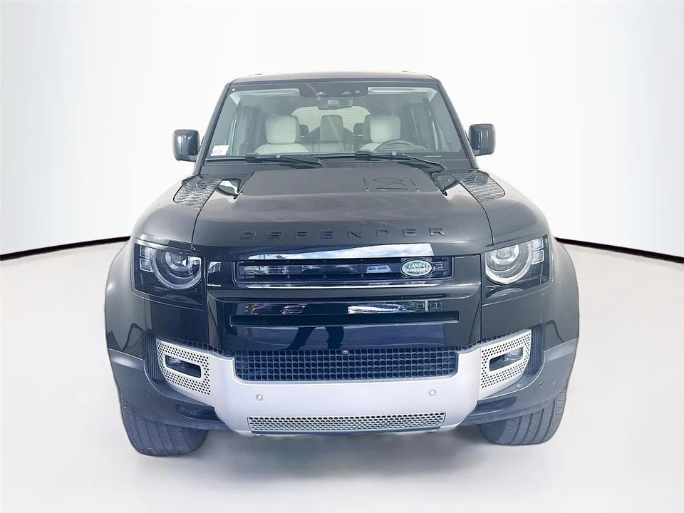 2024 Land Rover - Image 2 of 12