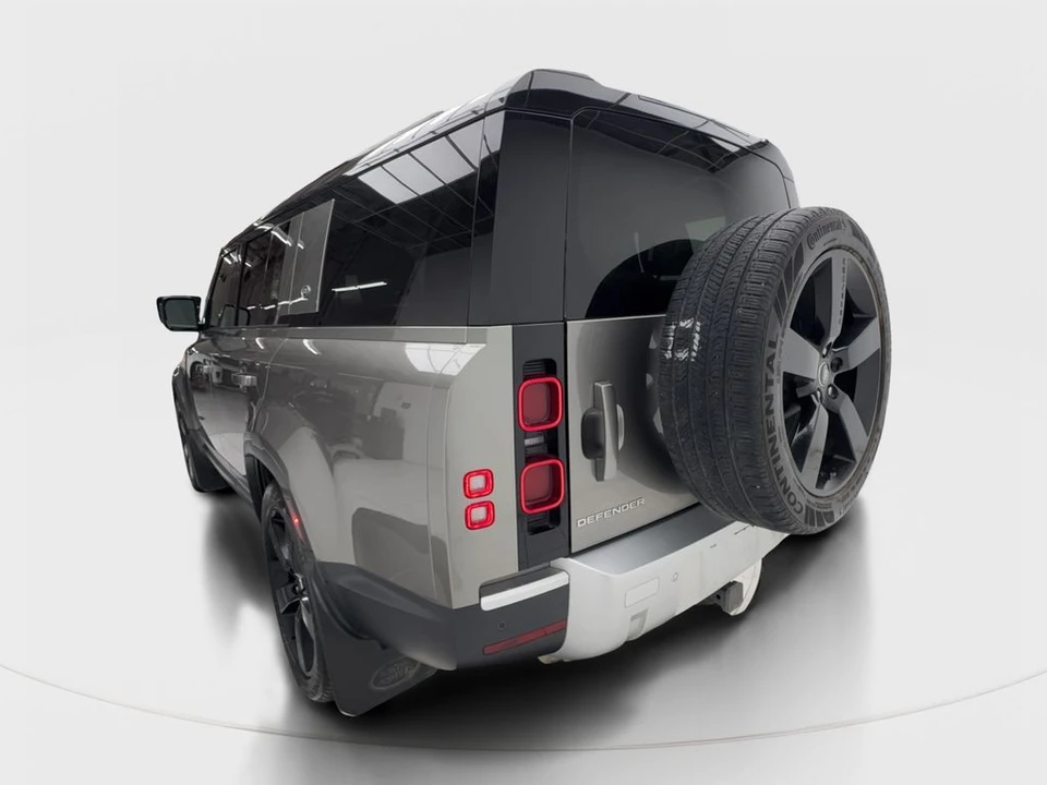 2024 Land Rover Defender L663 - Image 10 of 21
