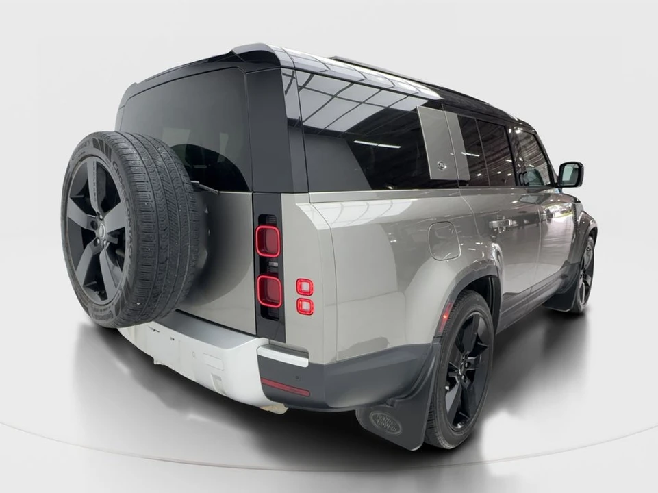 2024 Land Rover Defender L663 - Image 7 of 21