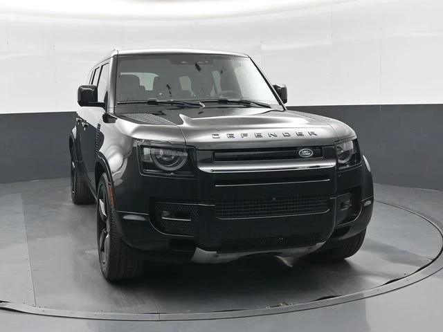 2024 Land Rover Defender V8 - Image 10 of 17