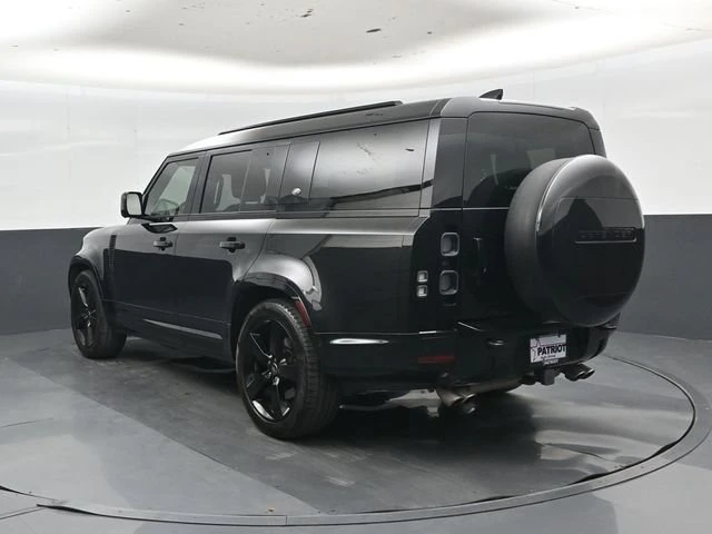2024 Land Rover Defender V8 - Image 6 of 17