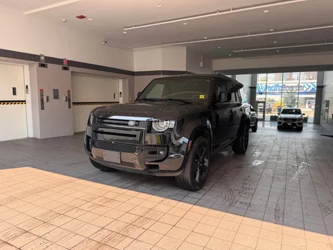 2024 Land Rover Defender 130 V8 P500