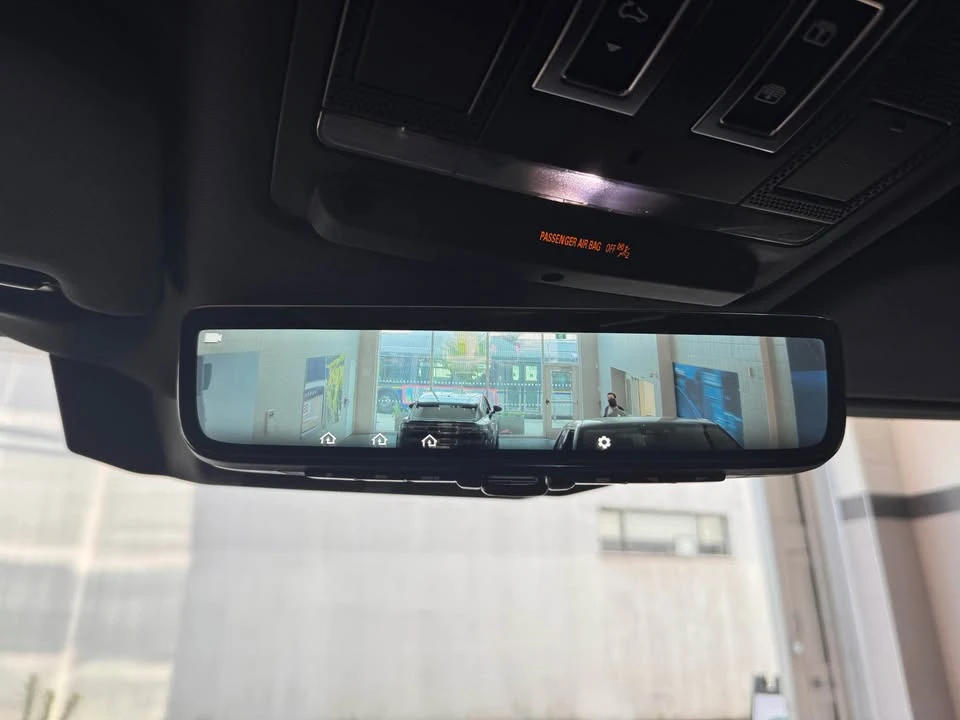 2024 Land Rover Defender L663 - Image 18 of 19