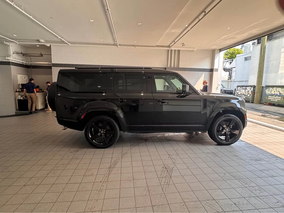 2024 Land Rover Defender L663 - Image 6 of 19