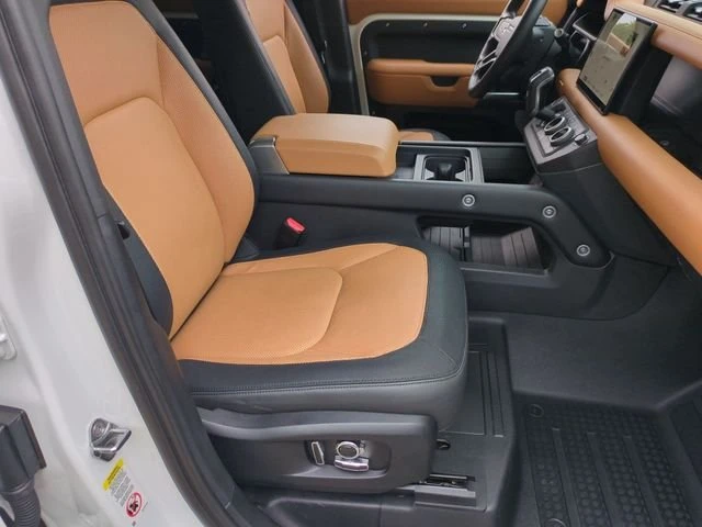 2024 Land Rover Defender L663 - Image 7 of 17