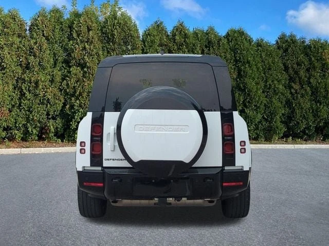 2024 Land Rover Defender L663 - Image 4 of 17