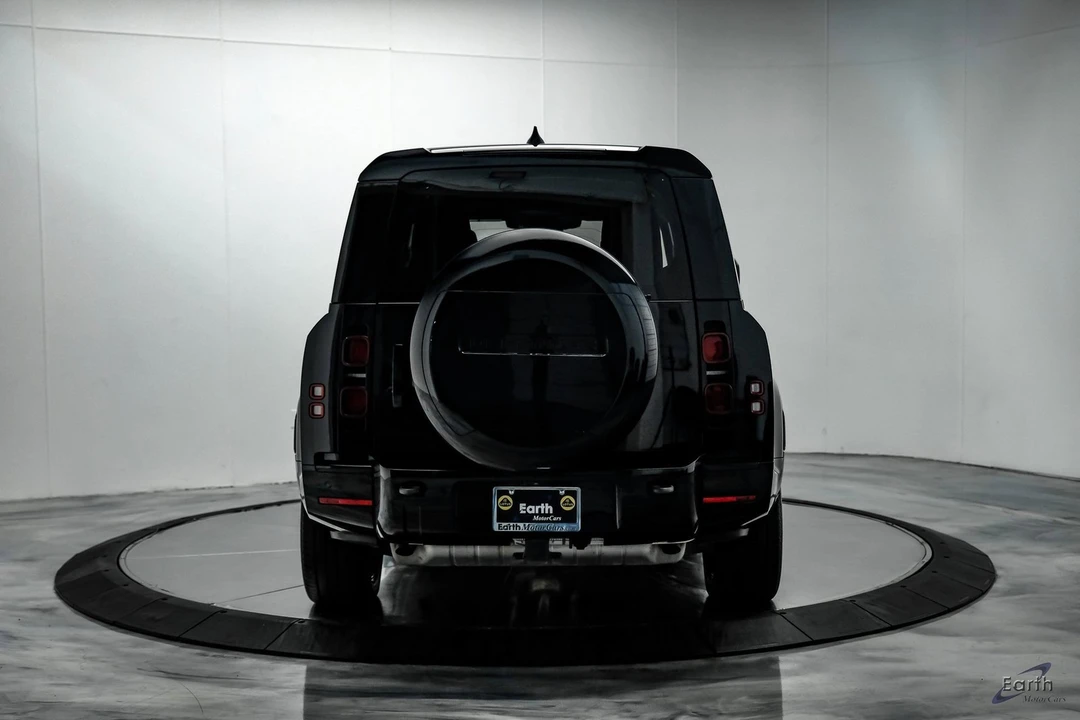 2024 Land Rover Defender L663 - Image 10 of 12