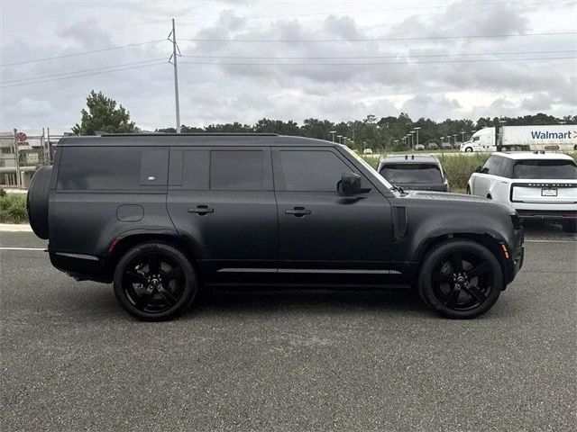 2024 Land Rover Defender L663 - Image 7 of 21