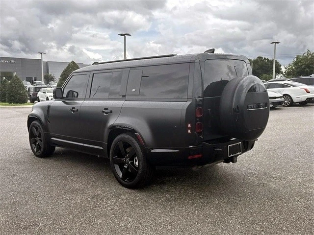 2024 Land Rover Defender L663 - Image 4 of 21