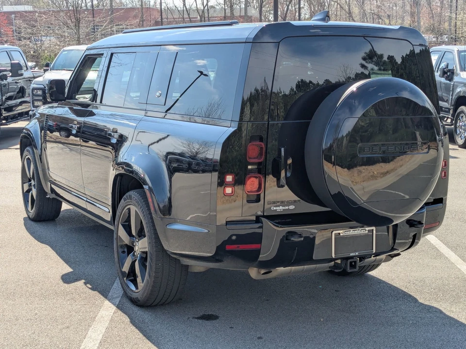 2024 Land Rover Defender L663 - Image 6 of 31