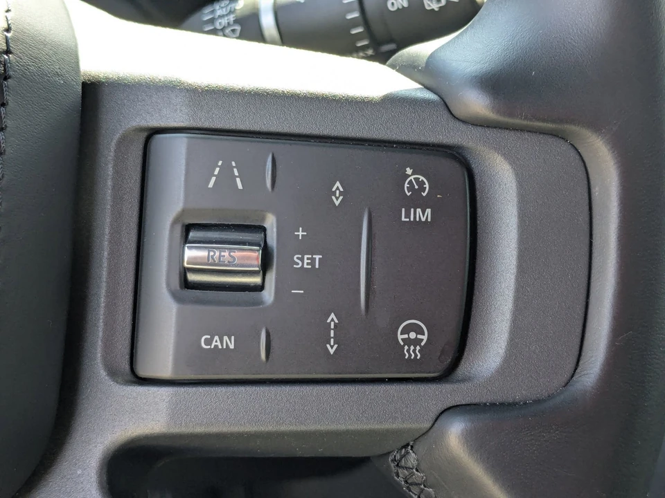 2024 Land Rover Defender L663 - Image 20 of 31