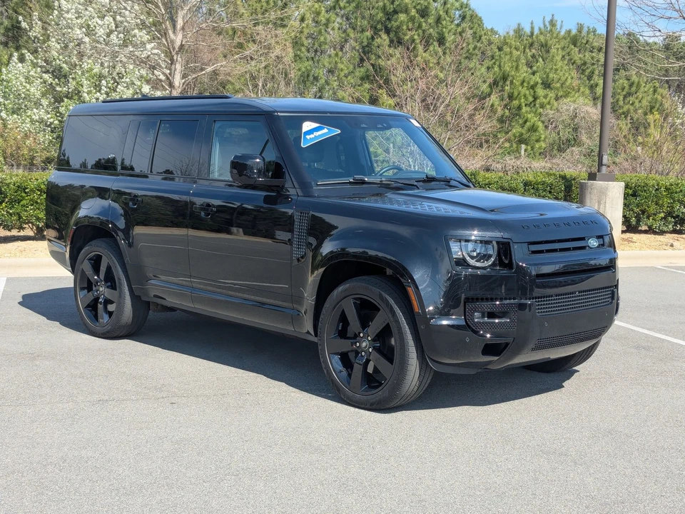 2024 Land Rover Defender L663 - Image 2 of 31