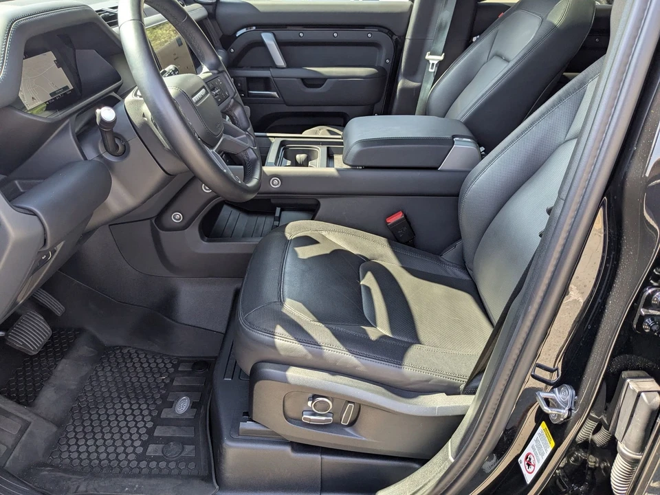 2024 Land Rover Defender L663 - Image 15 of 31
