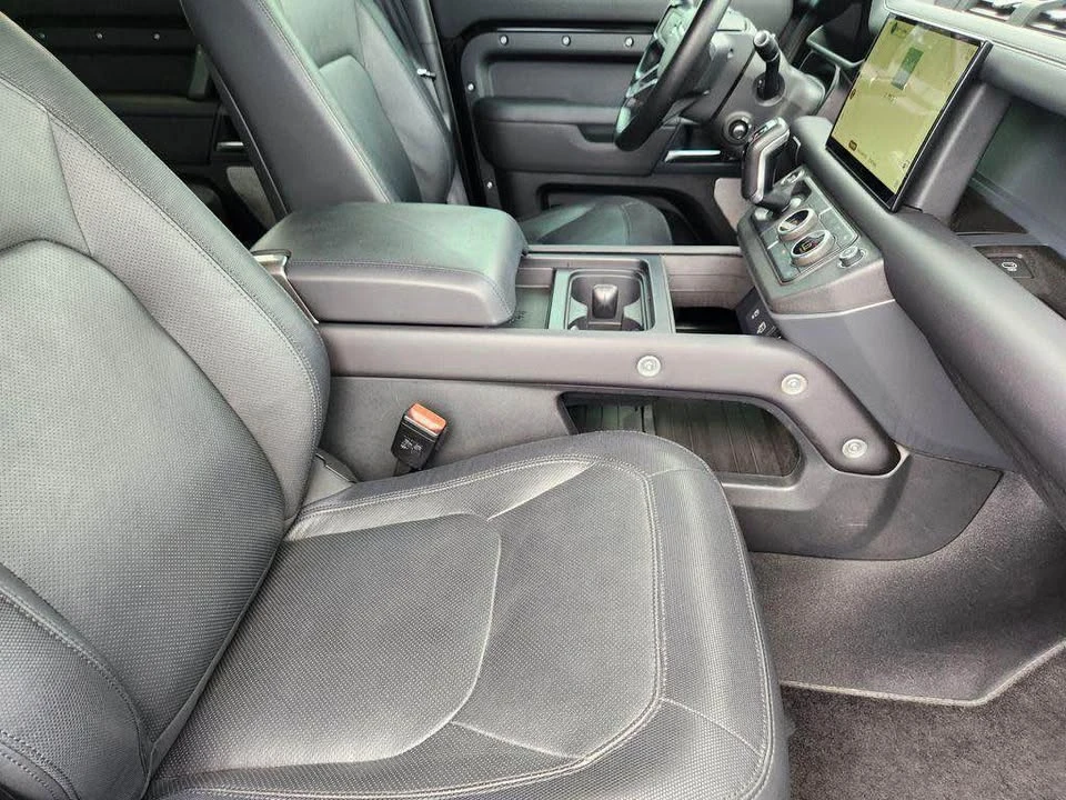 2024 Land Rover Defender L663 - Image 3 of 12