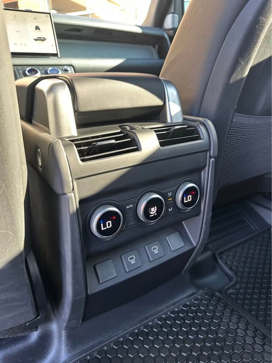 2024 Land Rover Defender L663 - Image 8 of 14