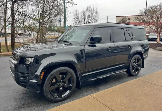 2024 Land Rover Defender 130 X-Dynamic SE