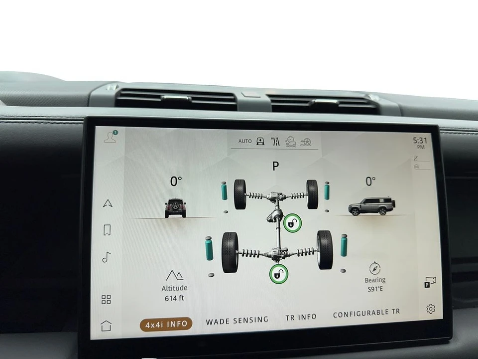2024 Land Rover Defender L663 - Image 27 of 31