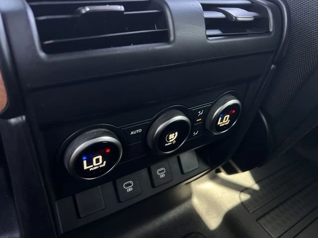 2024 Land Rover Defender L663 - Image 16 of 17
