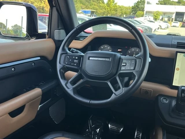 2024 Land Rover Defender L663 - Image 15 of 17