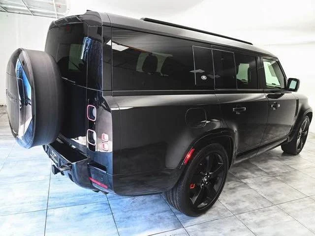 2024 Land Rover Defender L663 - Image 4 of 9