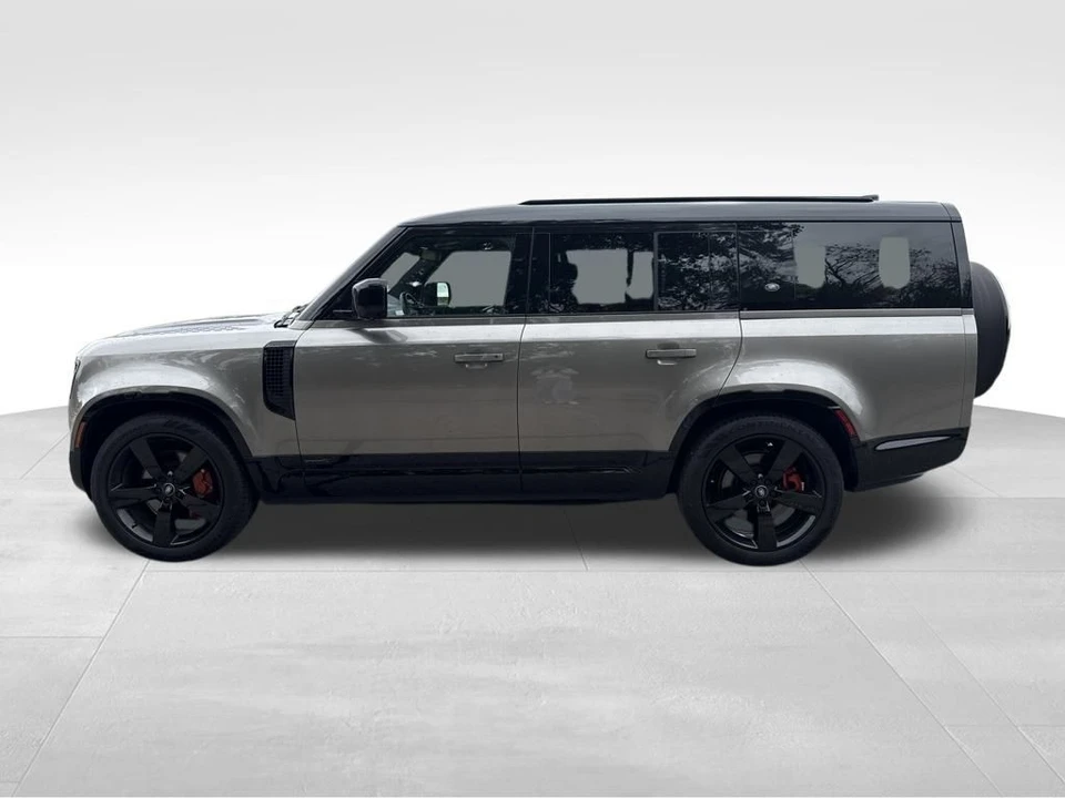 2024 Land Rover Defender L663 - Image 2 of 12