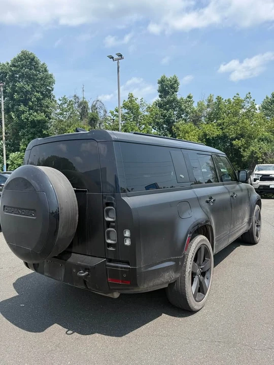 2024 Land Rover Defender L663 - Image 7 of 8
