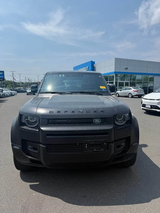 2024 Land Rover Defender L663 - Image 2 of 8