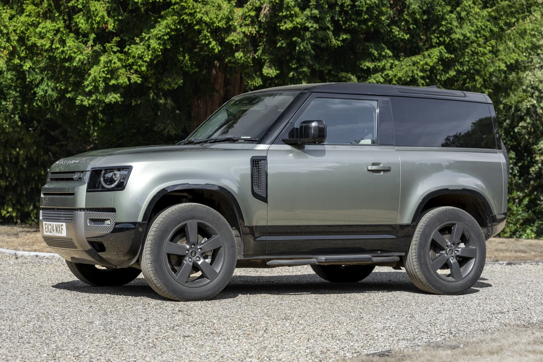 2024 Land Rover Defender L663 - Image 4 of 31