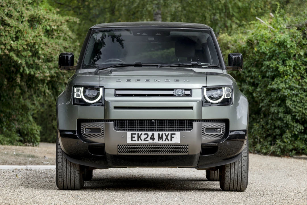 2024 Land Rover Defender L663 - Image 29 of 31