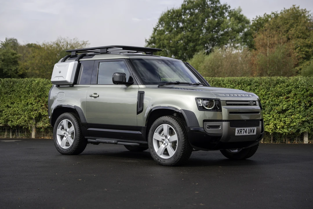 2024 Land Rover Defender L663 - Image 3 of 31