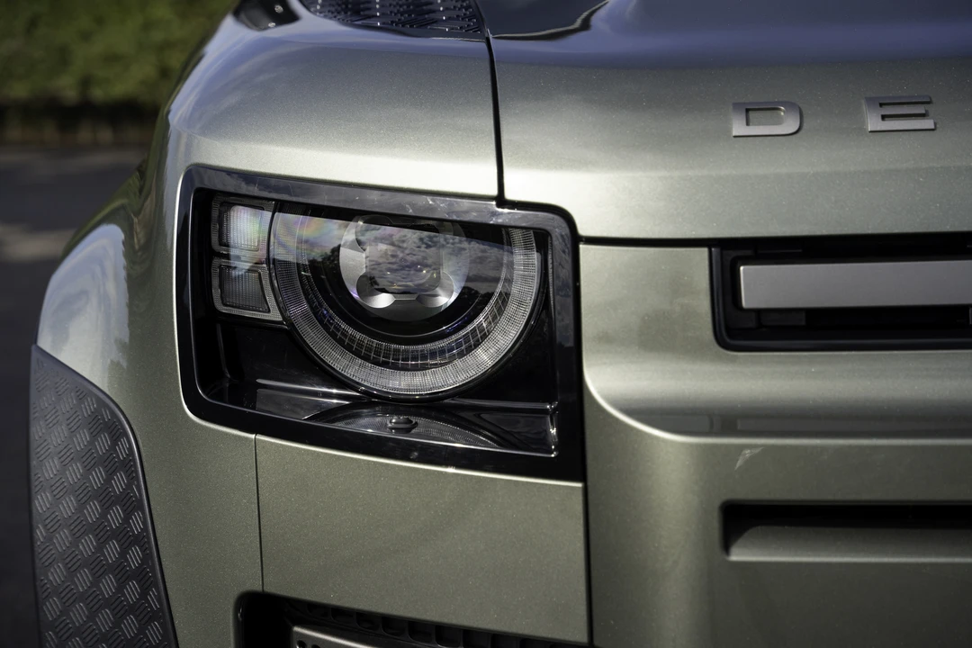 2024 Land Rover Defender L663 - Image 31 of 31