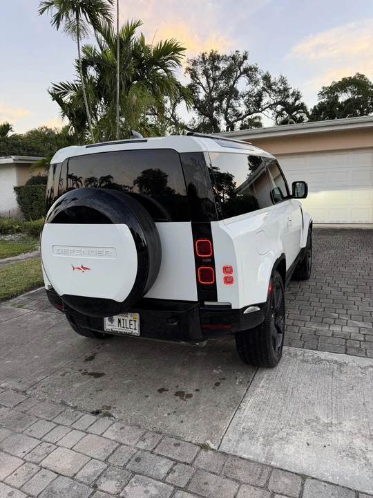 2024 Land Rover Defender L663 - Image 13 of 31