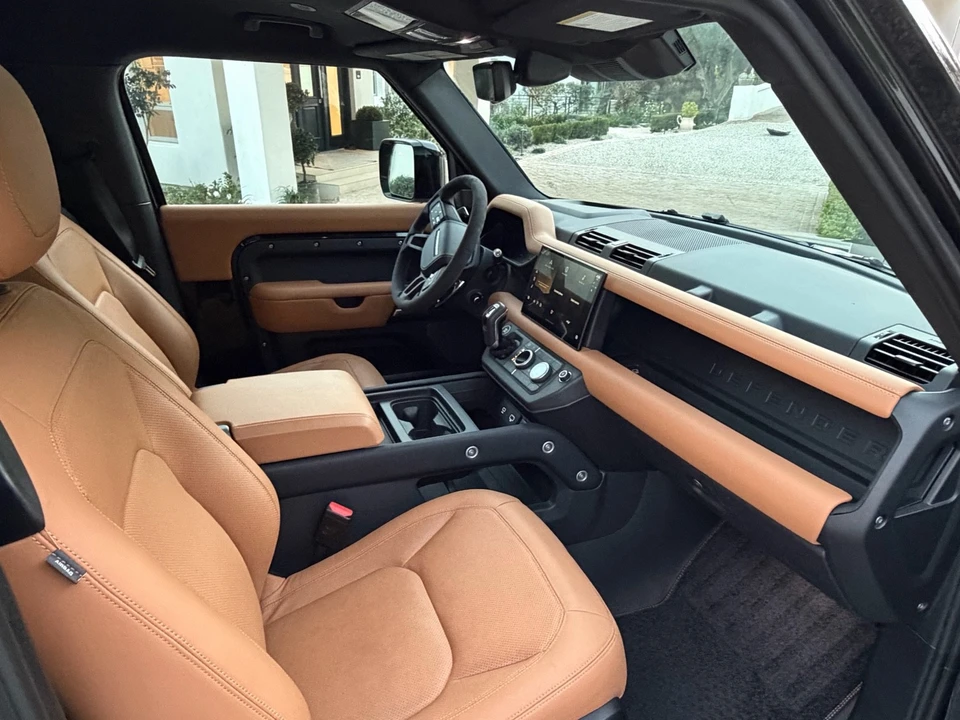 2024 Land Rover Defender L663 - Image 6 of 13