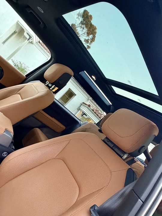 2024 Land Rover Defender L663 - Image 11 of 13
