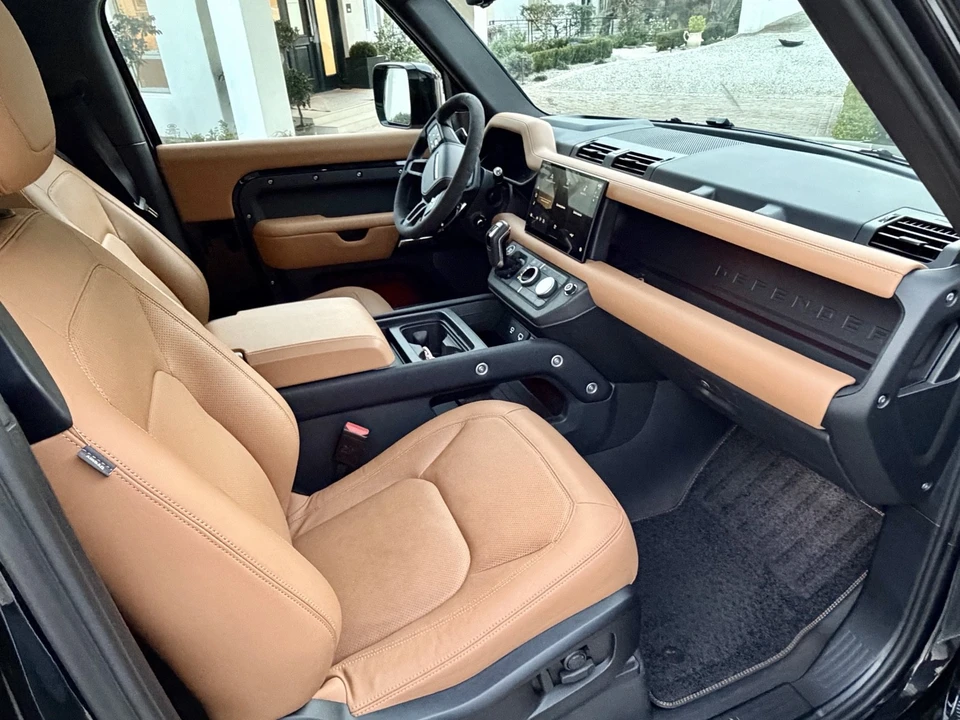 2024 Land Rover Defender L663 - Image 9 of 13
