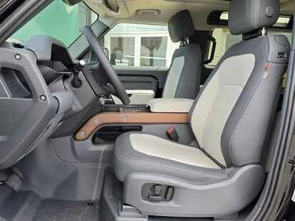 2024 Land Rover Defender L663 - Image 13 of 20