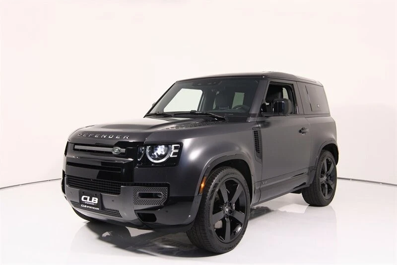 2024 Land Rover Defender V8 - Image 4 of 31