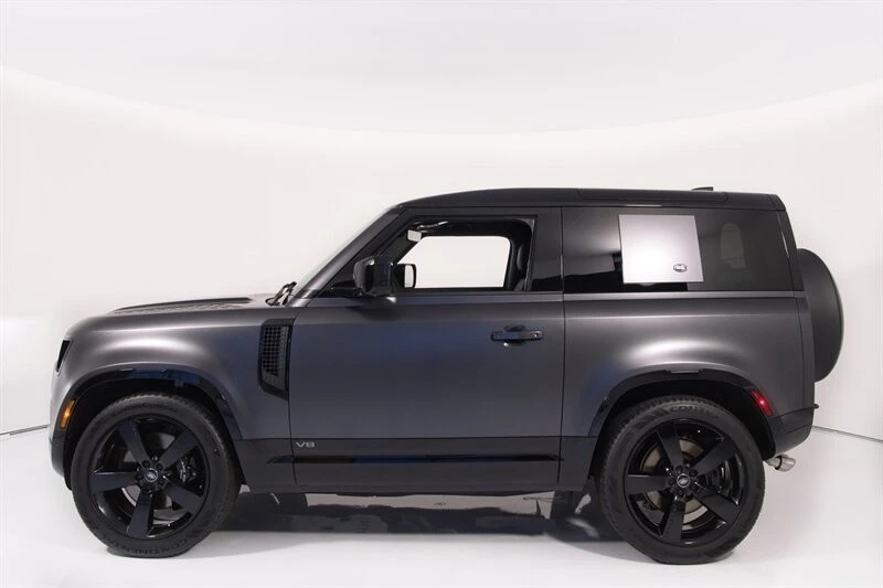 2024 Land Rover Defender V8 - Image 5 of 31