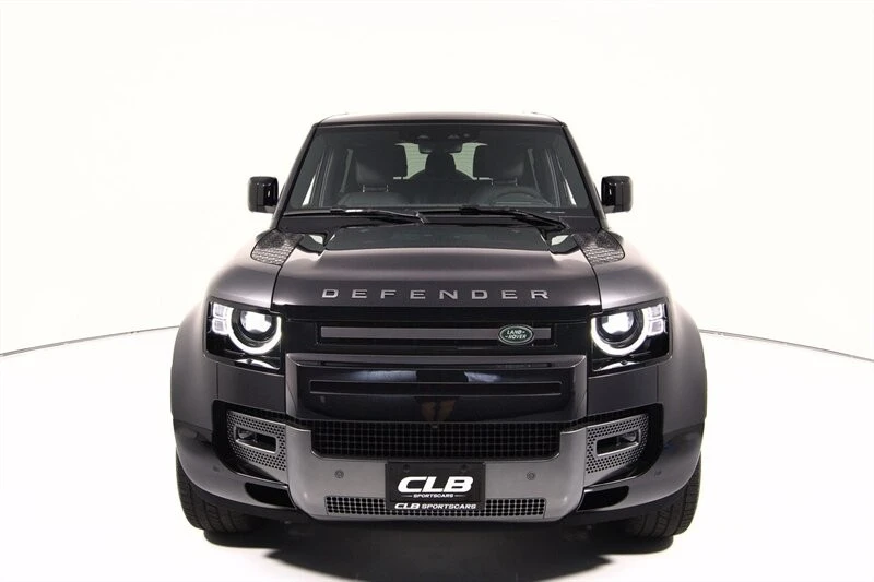 2024 Land Rover Defender V8 - Image 3 of 31