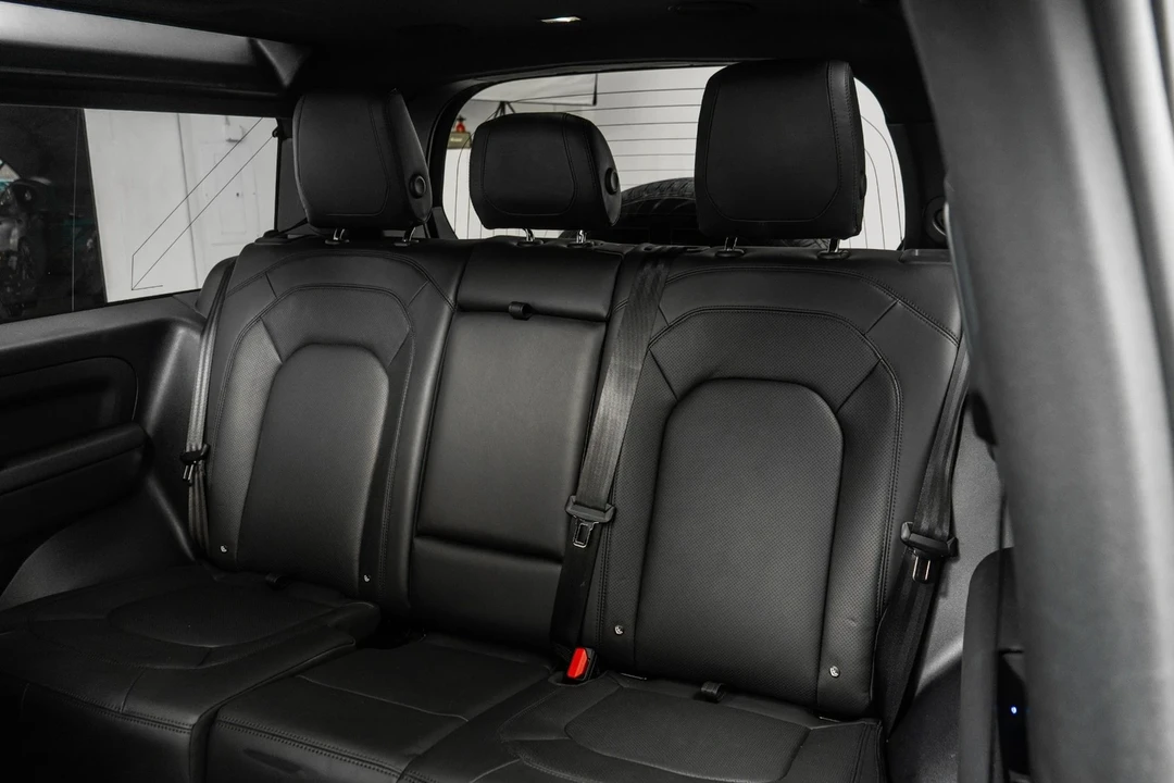 2024 Land Rover Defender L663 - Image 16 of 21