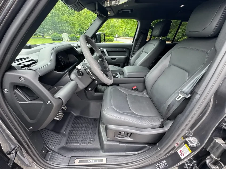 2024 Land Rover Defender L663 - Image 5 of 7