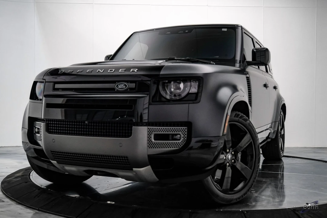 2024 Land Rover Defender L663 - Image 3 of 12