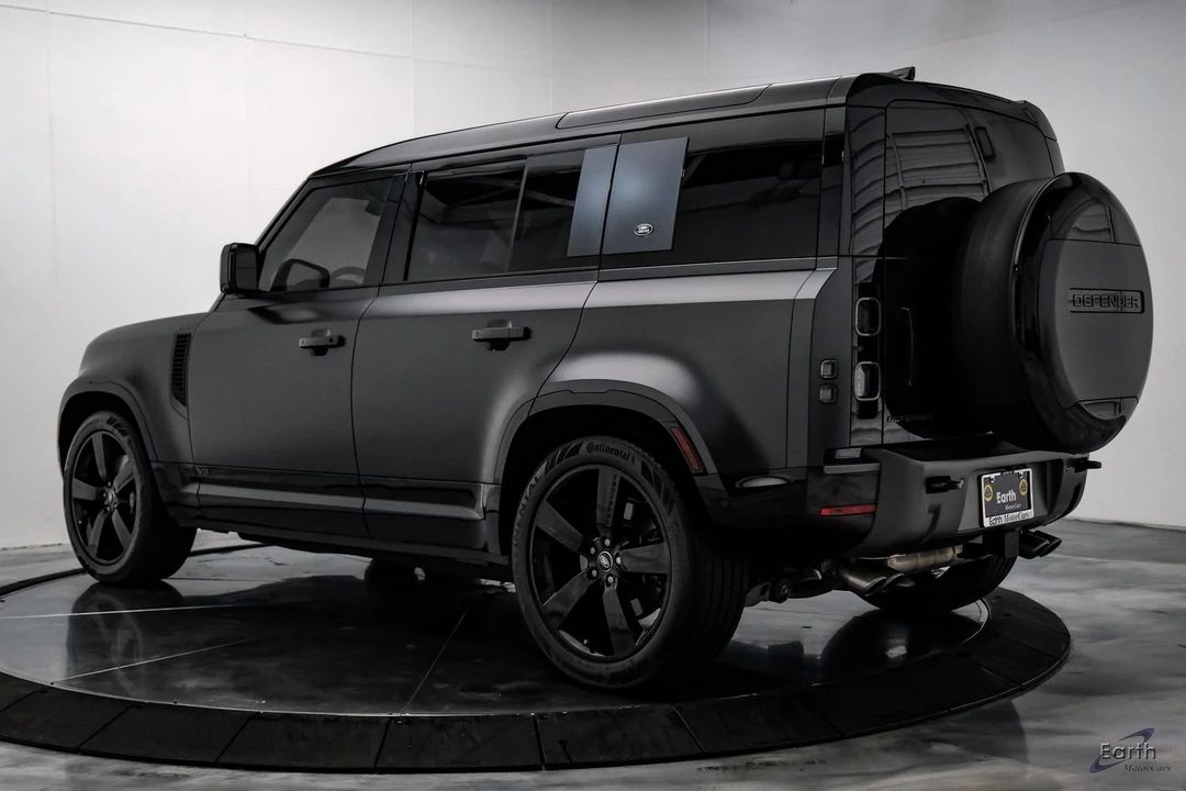2024 Land Rover Defender L663 - Image 8 of 12