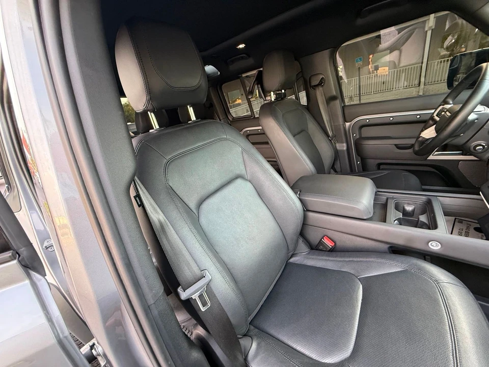 2024 Land Rover Defender L663 - Image 4 of 12
