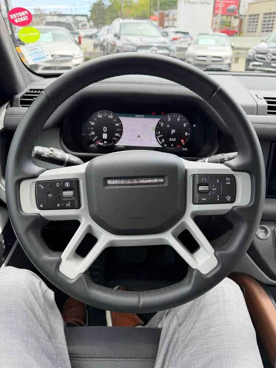 2024 Land Rover Defender L663 - Image 11 of 13