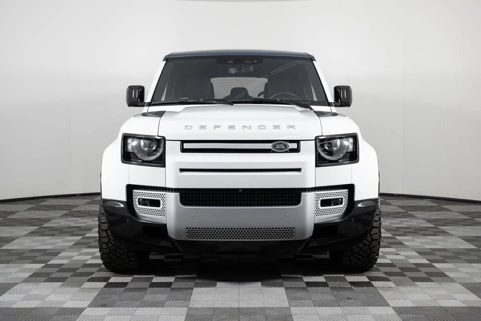 2024 Land Rover Defender L663 - Image 10 of 20