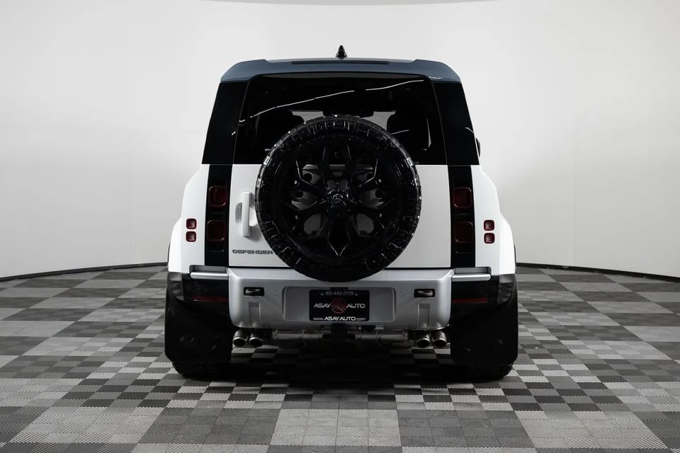 2024 Land Rover Defender L663 - Image 5 of 20